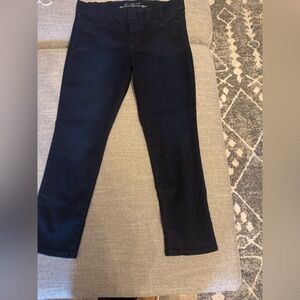 Gloria Vanderbilt All Around Slimming Effect  Dark Wash Pull On denim size 18
